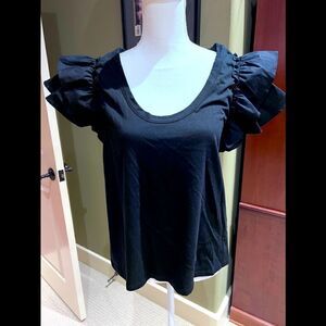 Flutter sleeve tee 